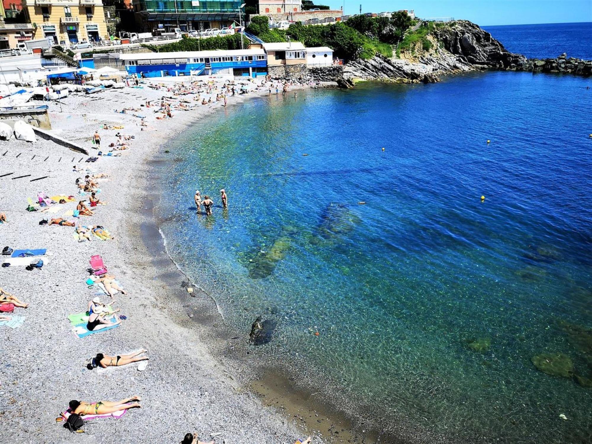 Ac Hotel Genova By Marriott Exterior photo