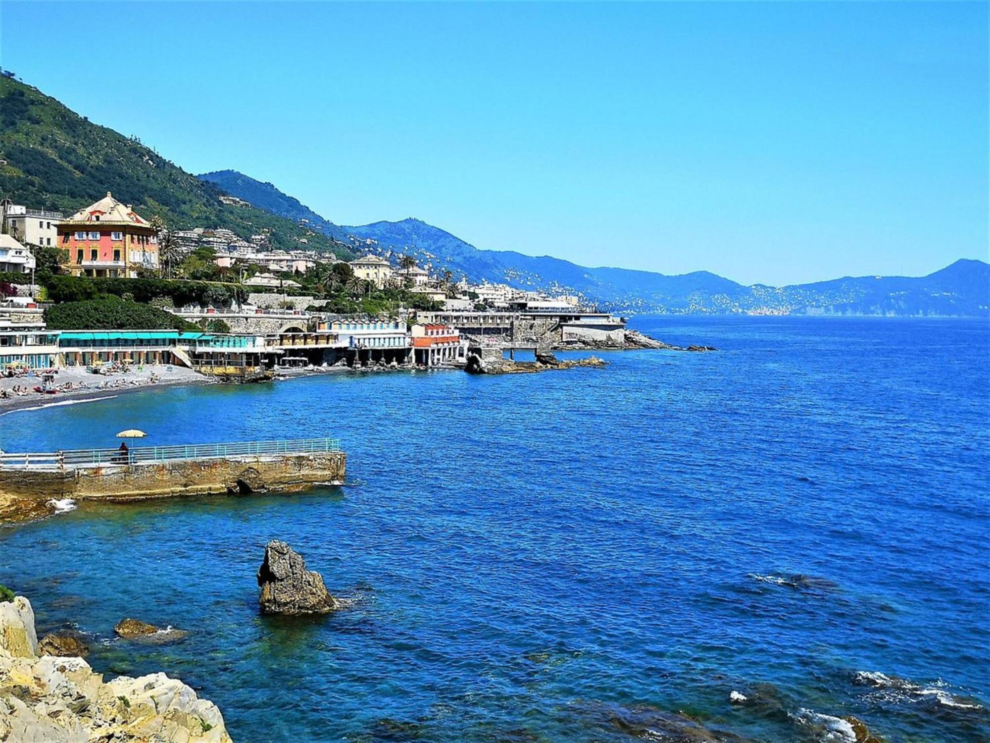 Ac Hotel Genova By Marriott Exterior photo