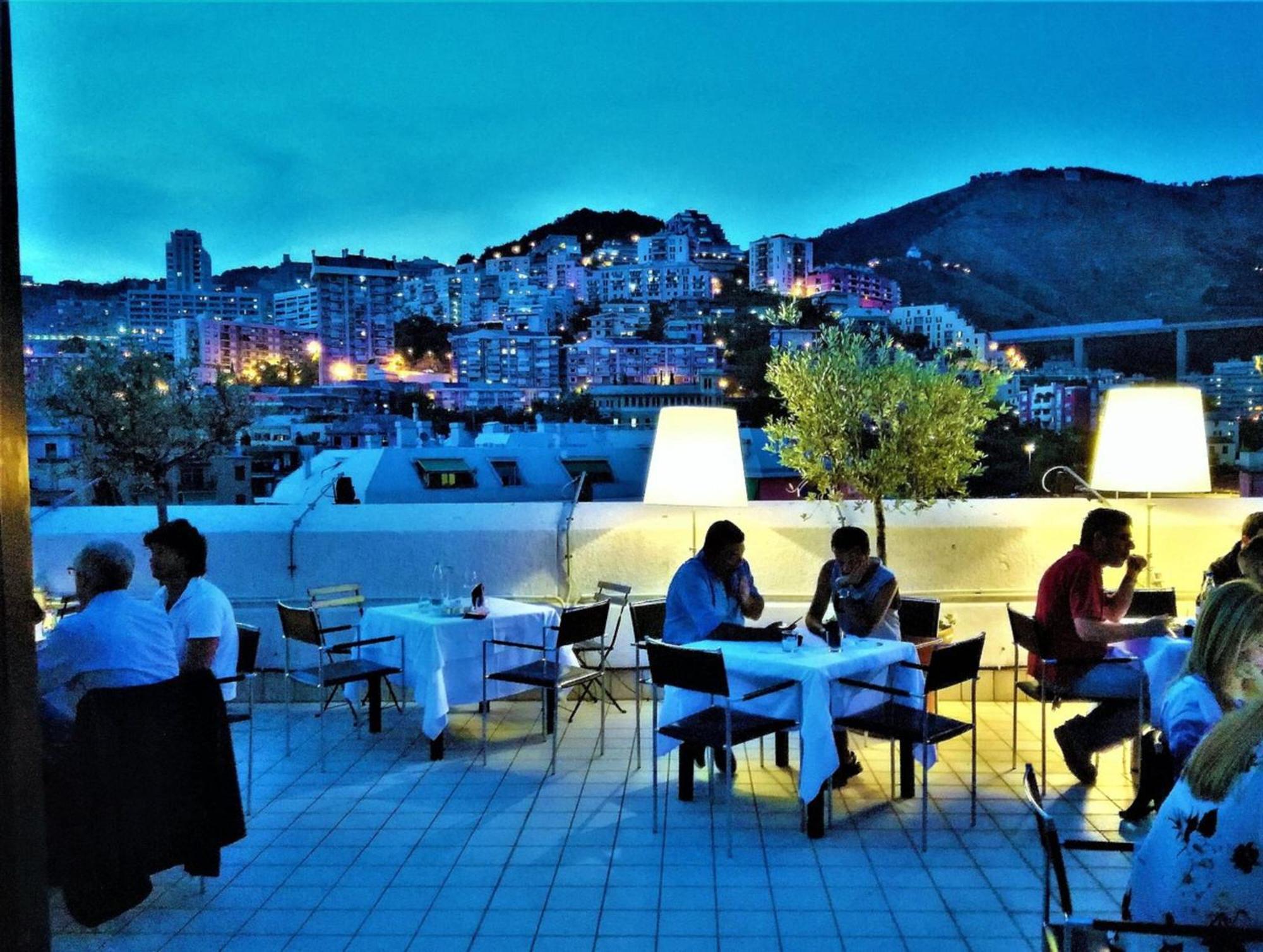 Ac Hotel Genova By Marriott Exterior photo