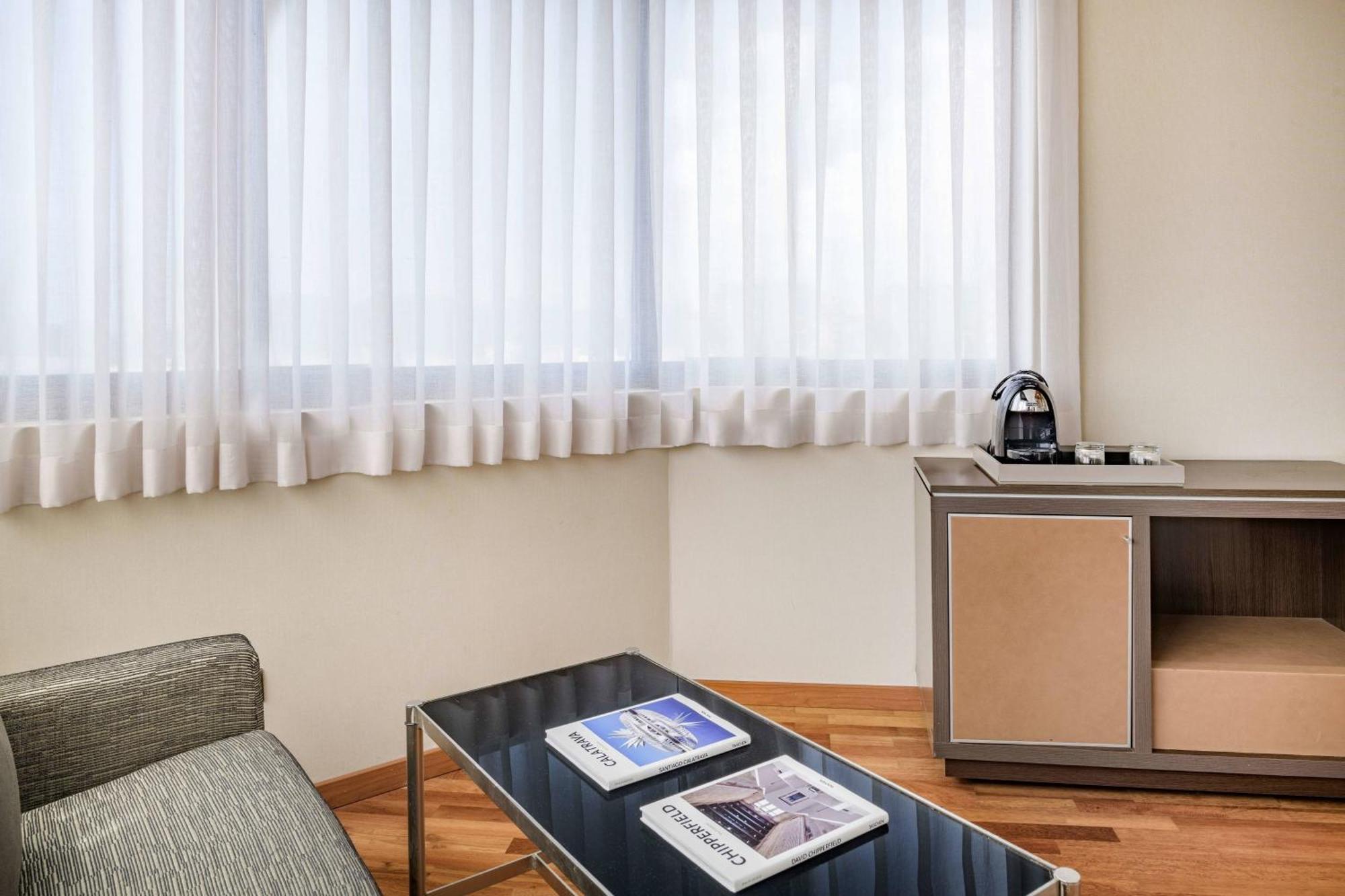 Ac Hotel Genova By Marriott Exterior photo