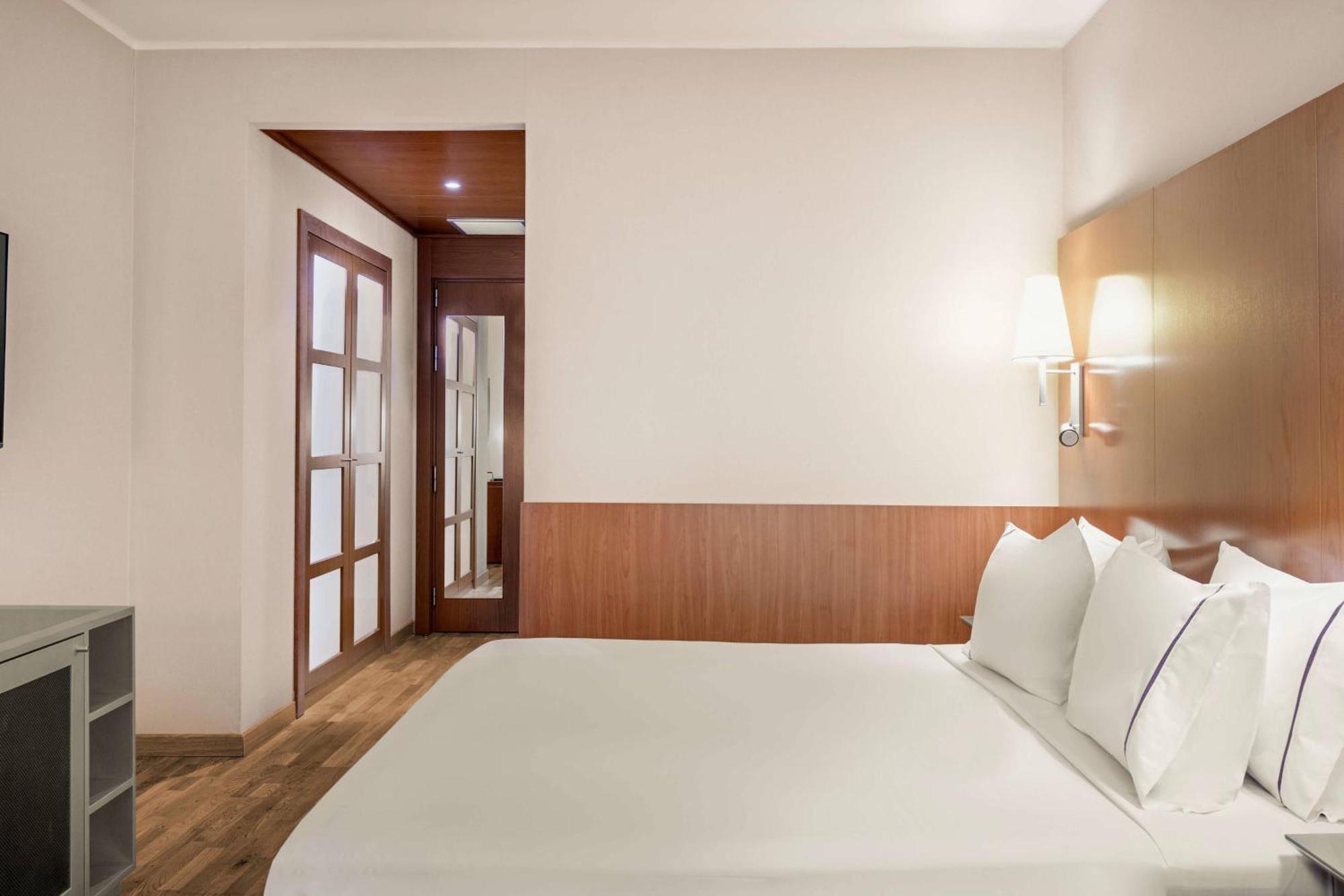 Ac Hotel Genova By Marriott Exterior photo