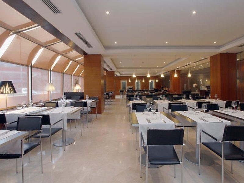 Ac Hotel Genova By Marriott Restaurant photo